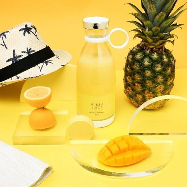 Portable USB-Rechargeable Mini Juicer Blender